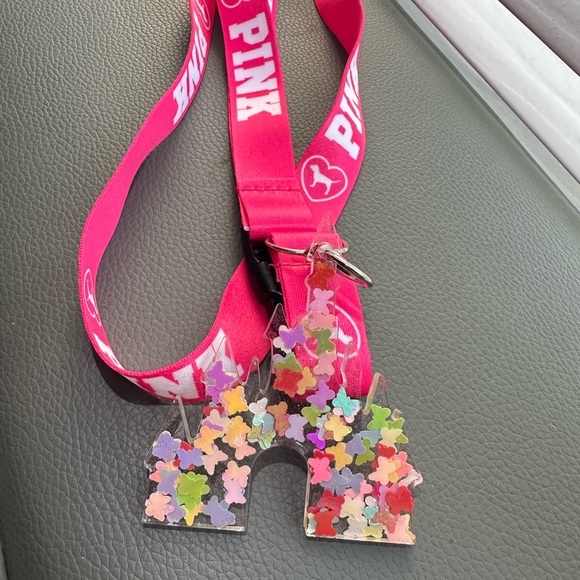 Lanyard with Disney castle - Picture 1 of 4